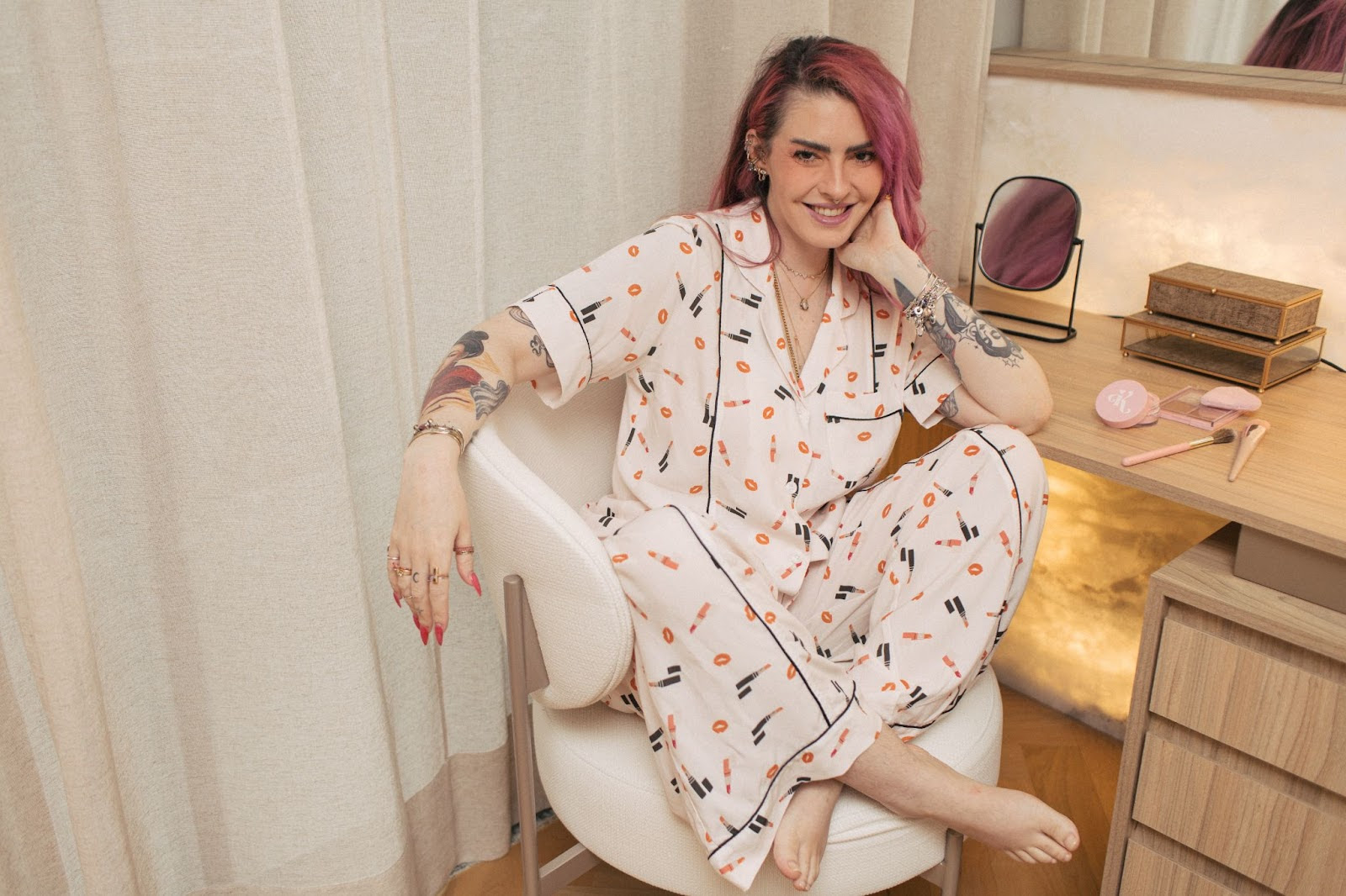 Karen Bachini lança coleção de pijamas exclusiva com AVA Intimates