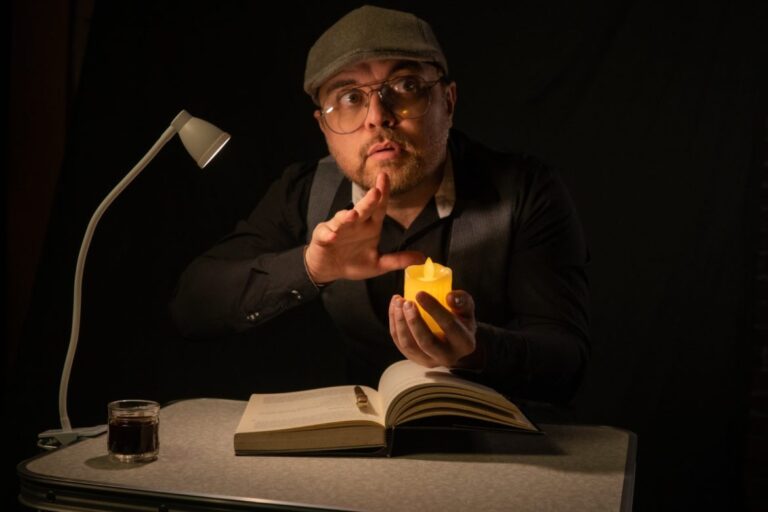 Teatro Ribalta recebe espetáculo com Rodrigo Hallvys