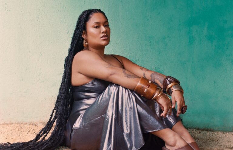 Iuna Falcão abre caminhos para o novo álbum com o single “Coração Melão”