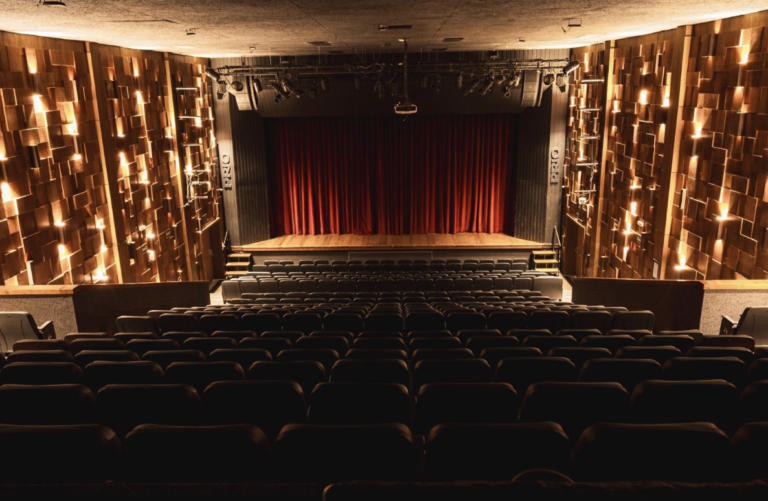 Motivo para celebrar: Teatro I Love PRIO completa dois anos