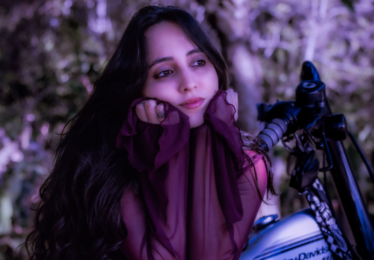 Beatrice anuncia single “Instinto Incontrolável” para o dia 30 de janeiro