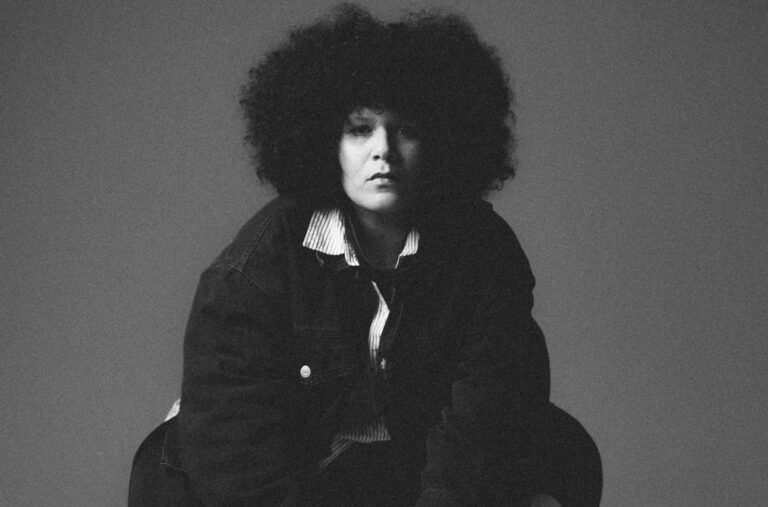 Teatro I Love PRIO recebe cantora baiana Jadsa nesta quinta (12)