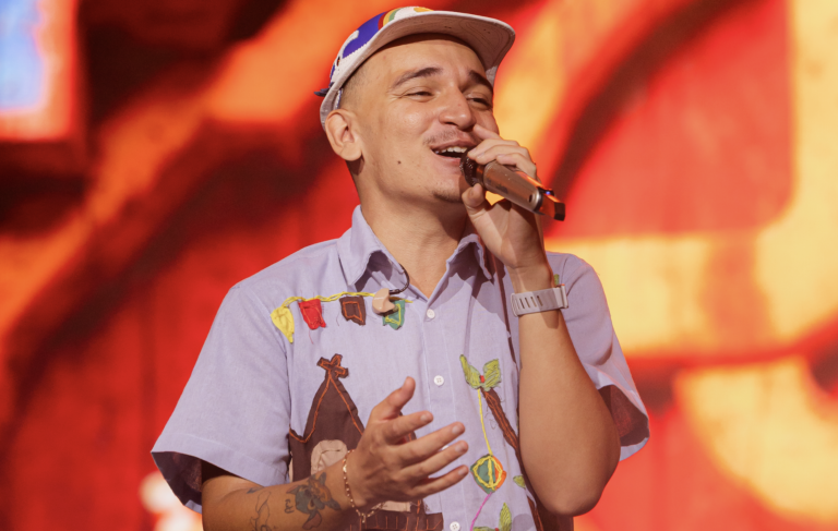 João Gomes faz história ao se tornar o primeiro cantor brasileiro a se apresentar no centenário Hordern Pavilion, em Sydney