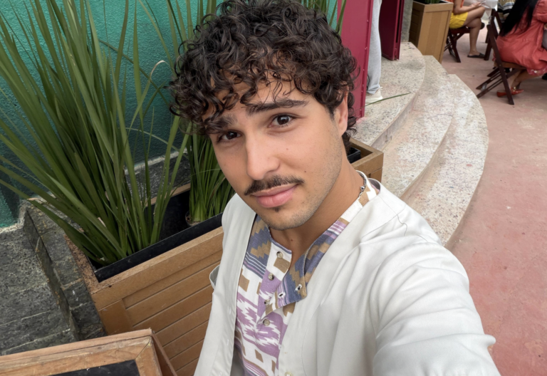 Igor Jansen estreia em “Por Você” como Maike e aposta no humor para marcar nova fase na carreira
