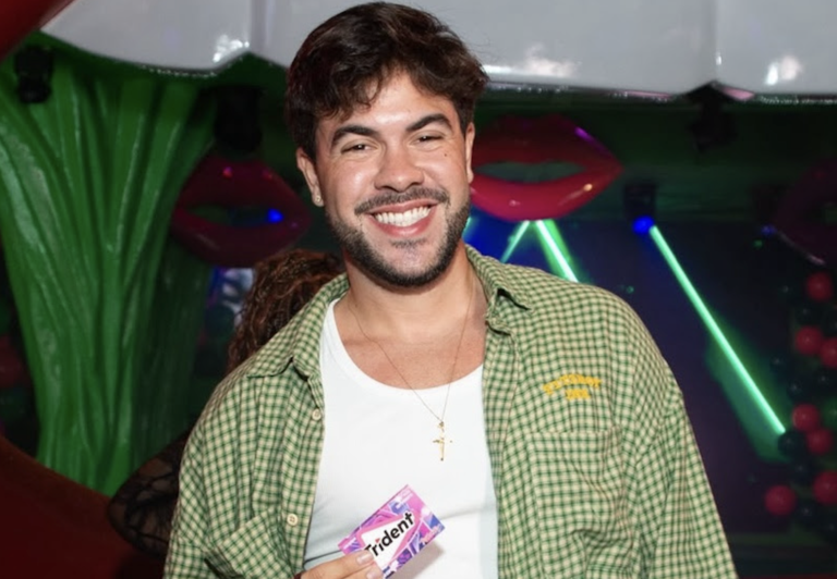 Álvaro agita espaço de Trident no Rock in Rio com entrevistas e bom humor