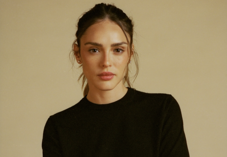 Isabelle Drummond estreia como protagonista de série da Netflix em adaptação de “Deixa Nevar”